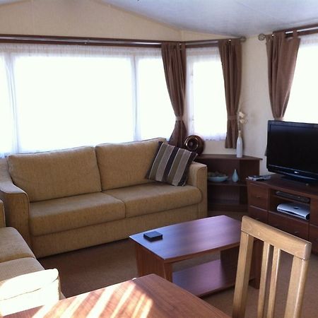 Spindlewood Country Holiday Park - Caravan Park Newport Beach Exterior foto